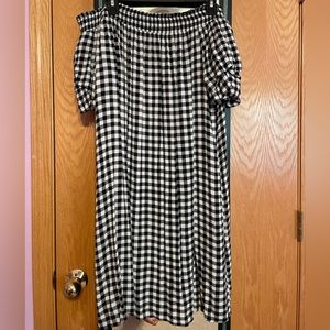 A black and white Gingham off the shoulder dress!